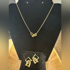 Golden Zircon Interlock Set